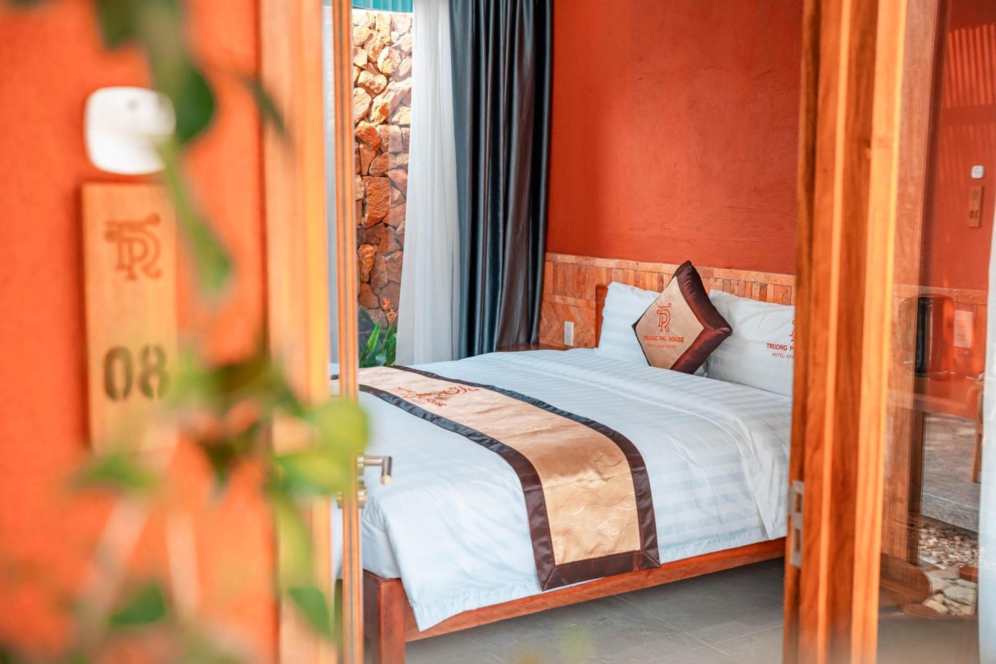 Truong Phu House - Hotel & Apartment Hue Esterno foto