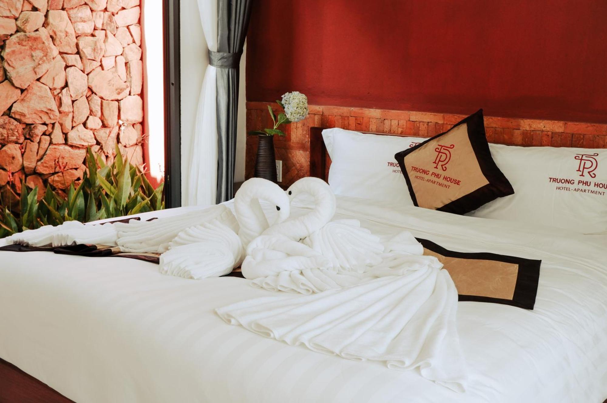 Truong Phu House - Hotel & Apartment Hue Esterno foto